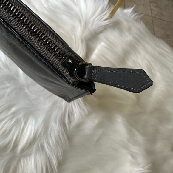 Auth Fendi Clutch - Picture 5 of 15
